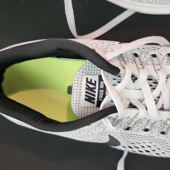 Nike Free Run - Women's - Picture 2 of 12